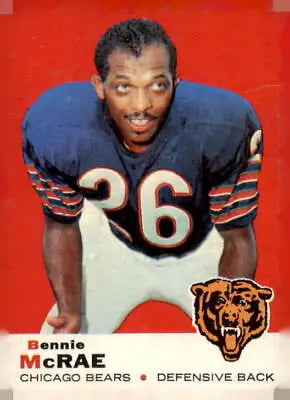 Bennie McRae Chicago Bears football card from 1969 Topps #73 featuring Bennie McRae
