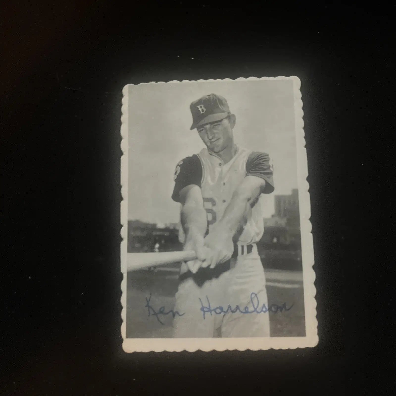 Autographed vintage Ken Harrelson photograph from 1969 Topps Deckle Edge trading card