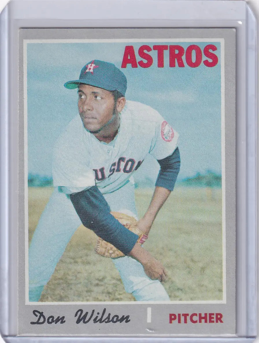 Topps Baseball card of Don Wilson in throwing stance for Houston Astros