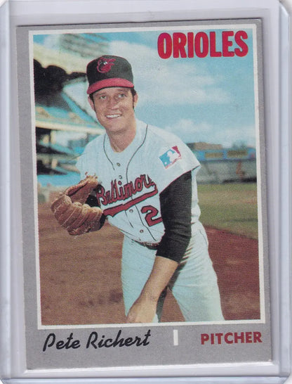 Baseball card of Pete Richert in white uniform number 28 for Baltimore Orioles Topps Baseball