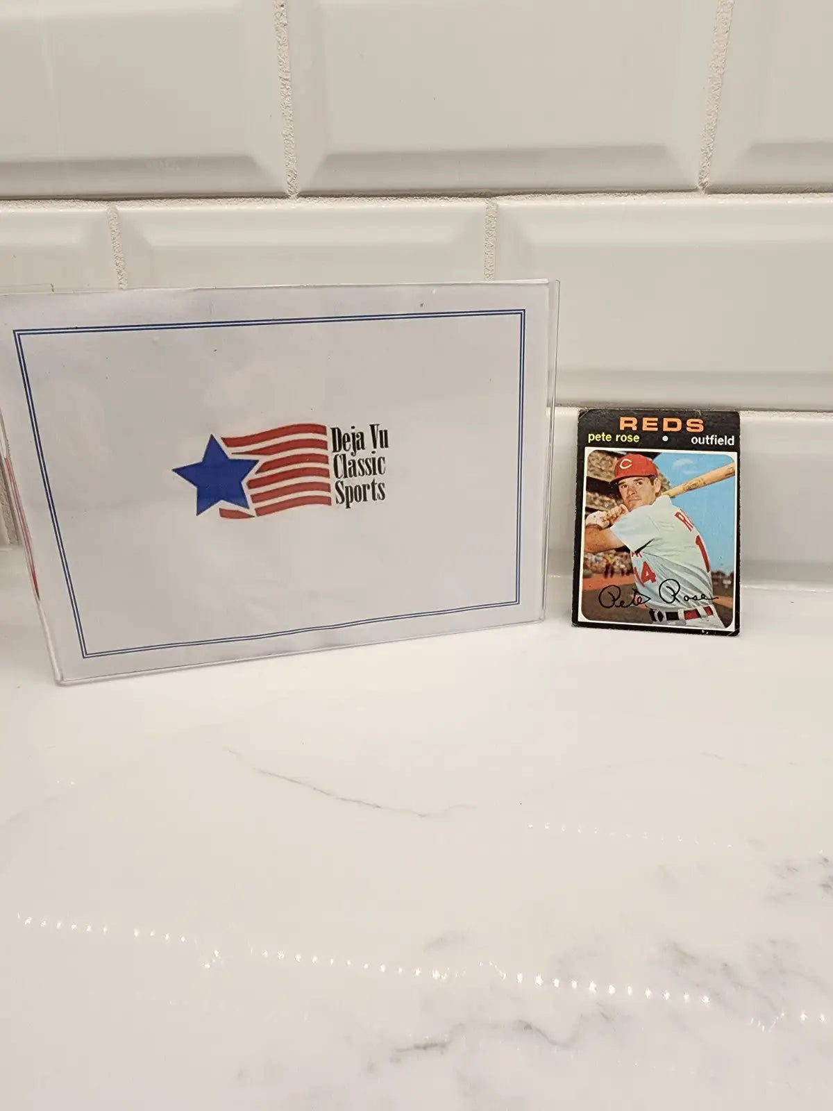 Baseball card of Pete Rose in Deja Vu Classic Sports holder for Cincinnati Reds trading card