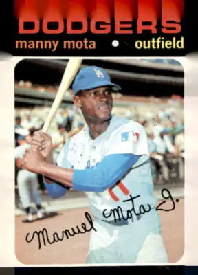 1971 Topps Manny Mota baseball card, a rare sports trading card collectible