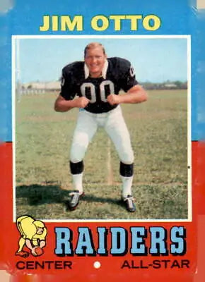 Jim Otto Oakland Raiders football card from 1971 Topps #151 for collectors