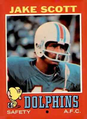 Jake Scott football trading card from 1971 Topps #211 in NM-MT condition