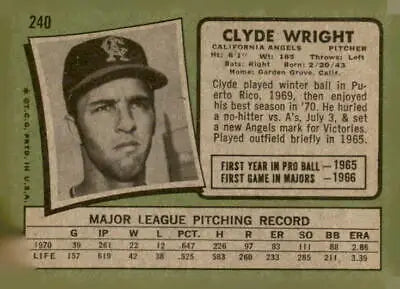 Vintage 1971 Topps Clyde Wright sports trading card for collectors