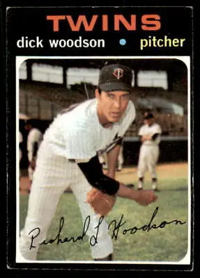 1971 Topps #586 Dick Woodson baseball card featuring Dick Woodson baseball player