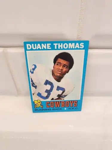 Duane Thomas football trading card from 1971 Topps series in NM-MT condition