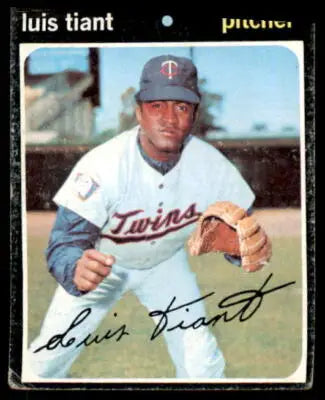 Luis Tiant baseball card from 1971 Topps #95 showcasing Luis Tiant baseball player