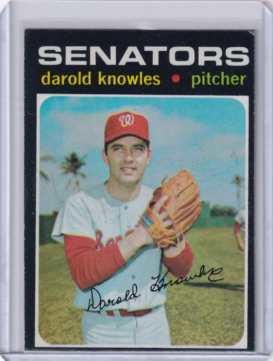 Baseball card of Darold Knowles in red and white uniform for Topps Baseball, Washington Senators