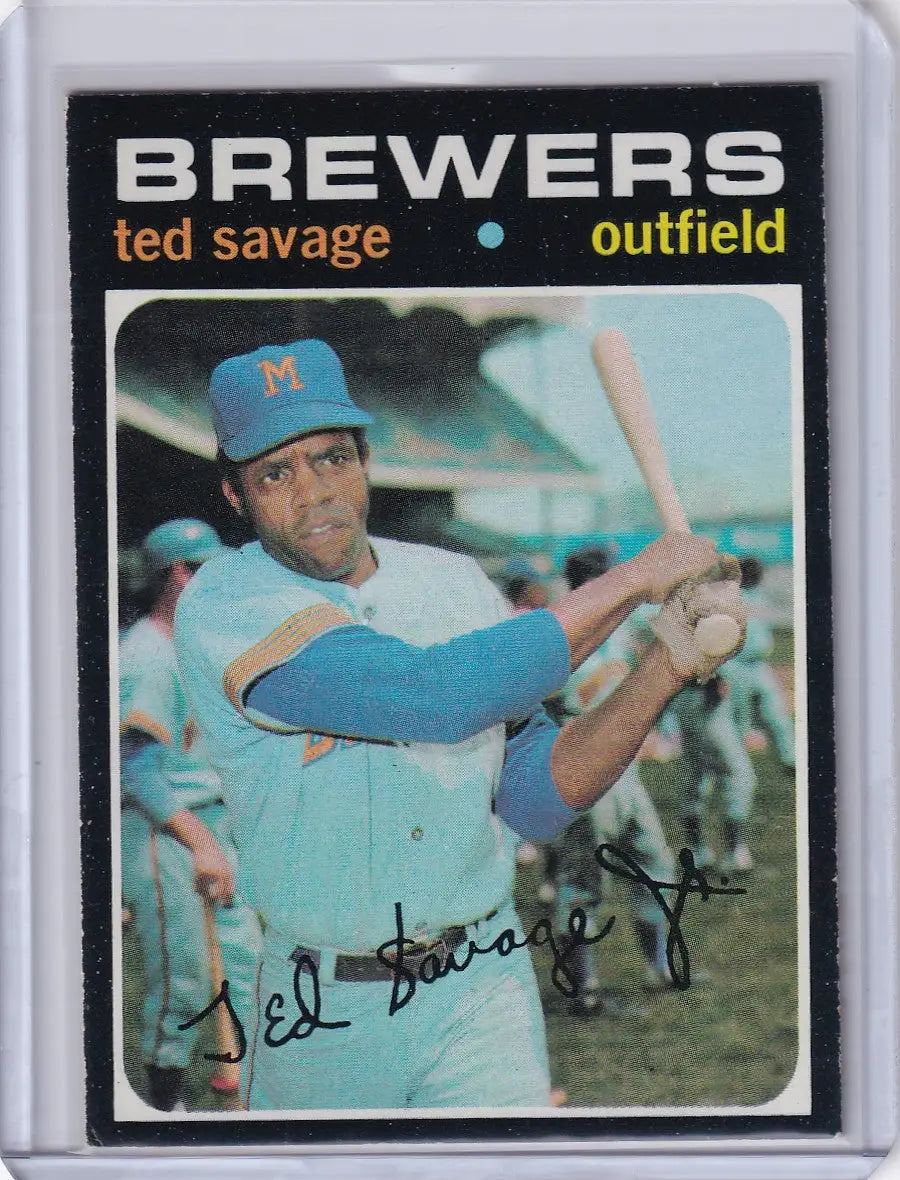 1971 Topps Baseball card of Ted Savage, Milwaukee Brewers outfielder in batting stance