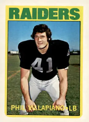 1972 Topps #108 Phil Villapiano EX-MT sports trading card showcasing a legendary player