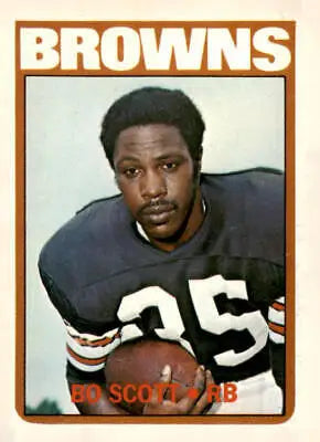 1972 Topps #187 Bo Scott football card featuring Cleveland Browns player Scott football