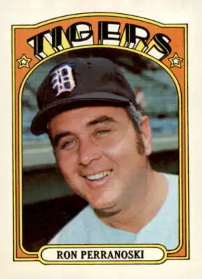 Ron Perranoski baseball card from 1972 Topps #367, an excellent Ron Perranoski memorabilia piece