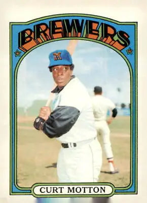 Curt Motton baseball card from the 1972 Topps #393 sports trading collection