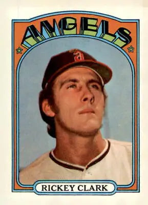 1972 Topps #462 Rickey Clark baseball card in excellent to near-mint condition