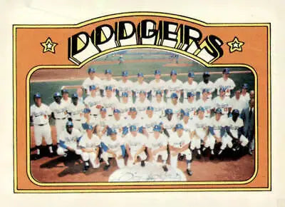 1972 Topps #522 Los Angeles Dodgers team photo in excellent condition for collectors