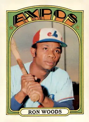 Ron Woods Montreal Expos player baseball card from 1972 Topps #82 a great addition