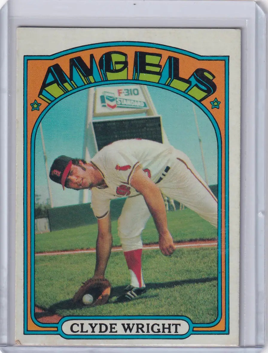 1972 Topps Baseball card of Clyde Wright fielding for California Angels