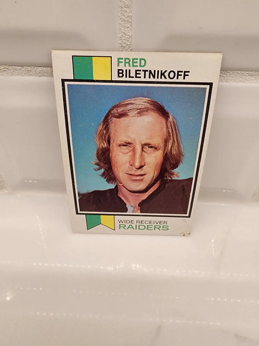 Fred Biletnikoff trading card from the 1973 Topps #320 in VG-VGEX condition