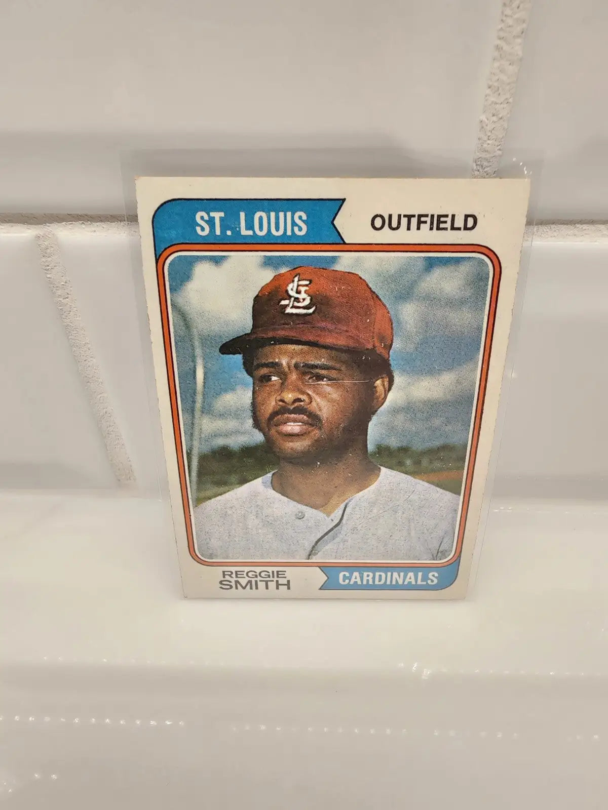 Reggie Smith baseball trading card from 1974 Topps #285 in excellent condition