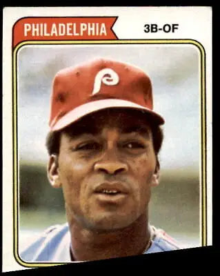 Philadelphia Phillies Cesar Tovar baseball card from 1974 Topps #538 featuring Cesar Tovar