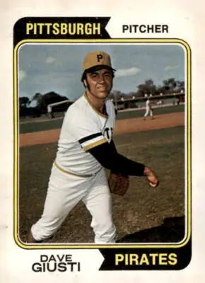 1974 Topps #82 Dave Giusti baseball card featuring Dave Giusti baseball memorabilia