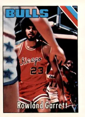 1975-76 Topps Rowland Garrett Chicago Bulls trading card featuring basketball star