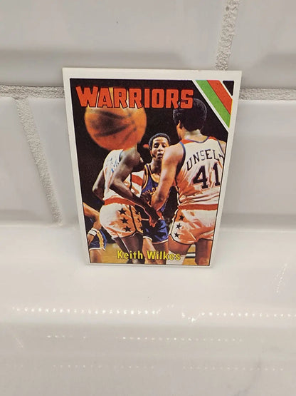 Keith Wilkes basketball card featuring Jamaal Wilkes rookie card from 1975-76 Topps