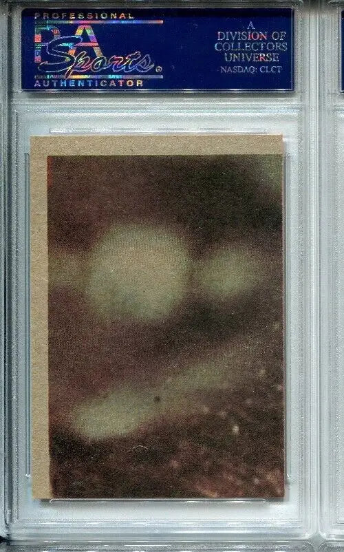 Graded 1977 Topps Star Wars Trading Card #102 Rebels prepare for the Big Fight PSA 8