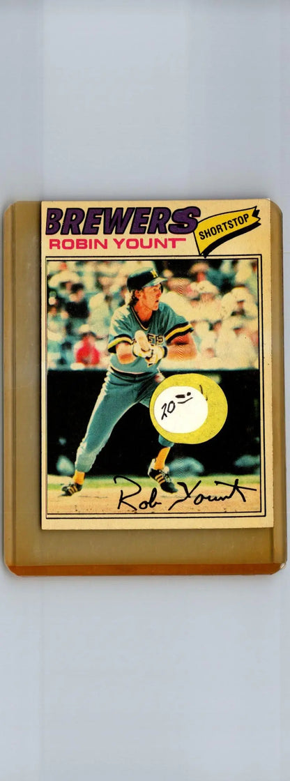 1977 Topps #635 Robin Yount baseball card featuring legendary Milwaukee Brewers player