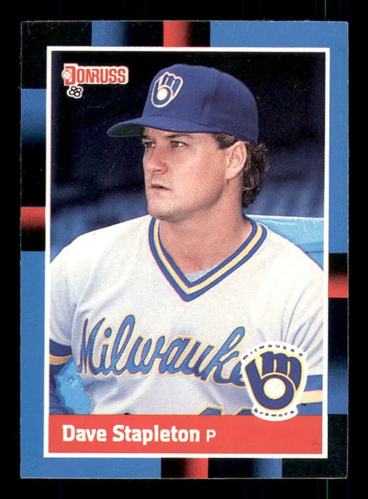1988 Donruss baseball card of Dave Stapleton in Milwaukee Brewers home jersey