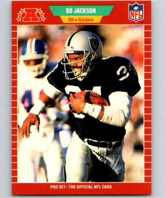 NFL trading card of Bo Jackson from the Los Angeles Raiders in Pro Set design