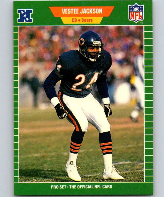 Chicago Bears Vestee Jackson in defensive stance on 1989 Pro Set football card