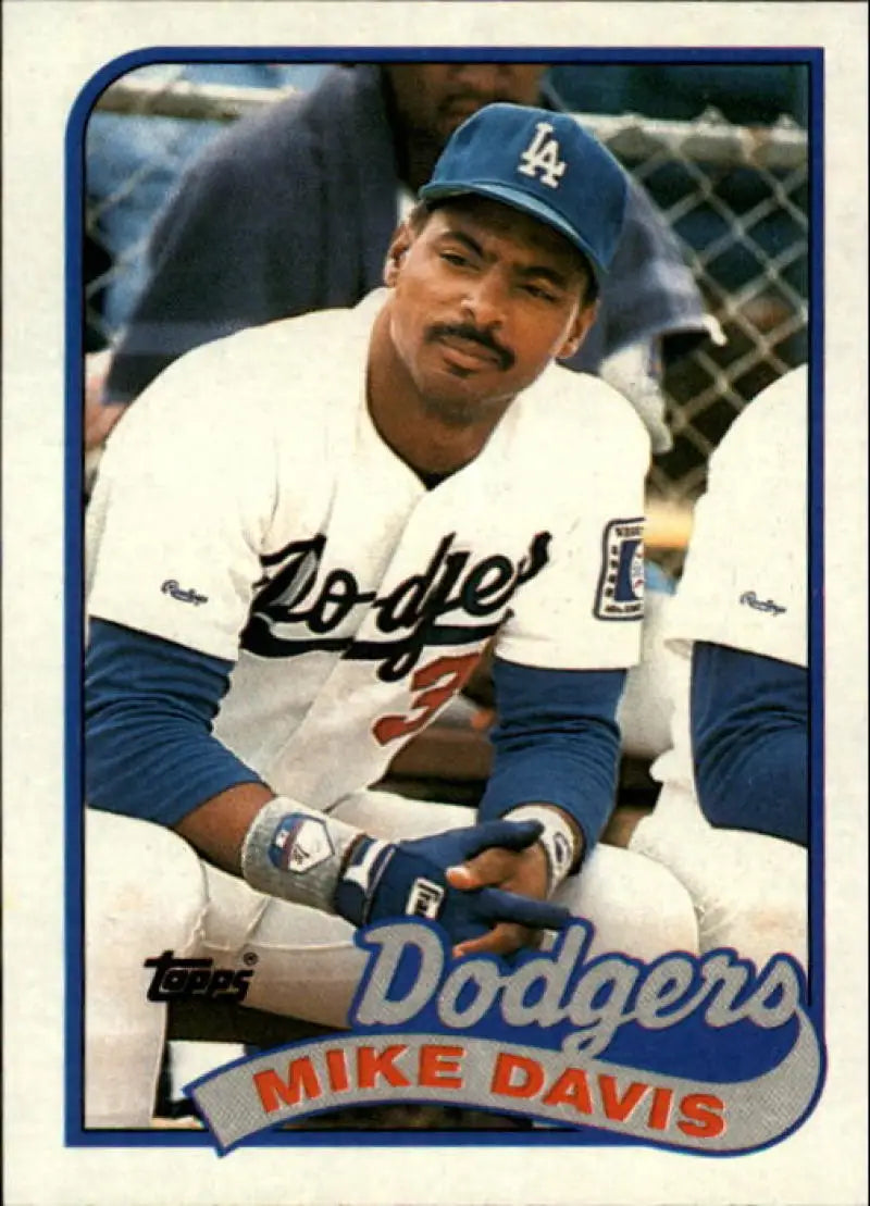 1989 Topps #277 Mike Davis baseball card featuring Los Angeles Dodgers player in uniform