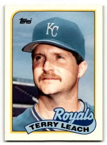 Original gloss 1989 Topps Traded #69T Terry Leach Kansas City Royals baseball card