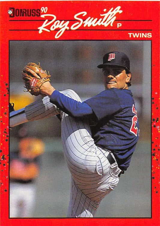 Red-bordered 1990 Donruss baseball card of Minnesota Twins pitcher Roy Smith