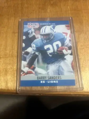 1990 Pro Set trading card featuring Barry Sanders HOF #102 collectible item