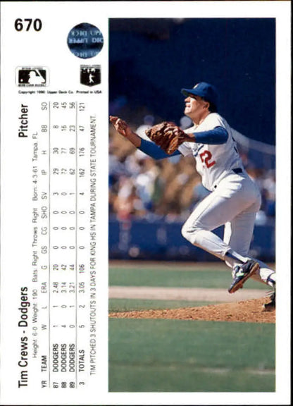 Tim Crews soaring to field a ball in Los Angeles Dodgers uniform, Upper Deck card