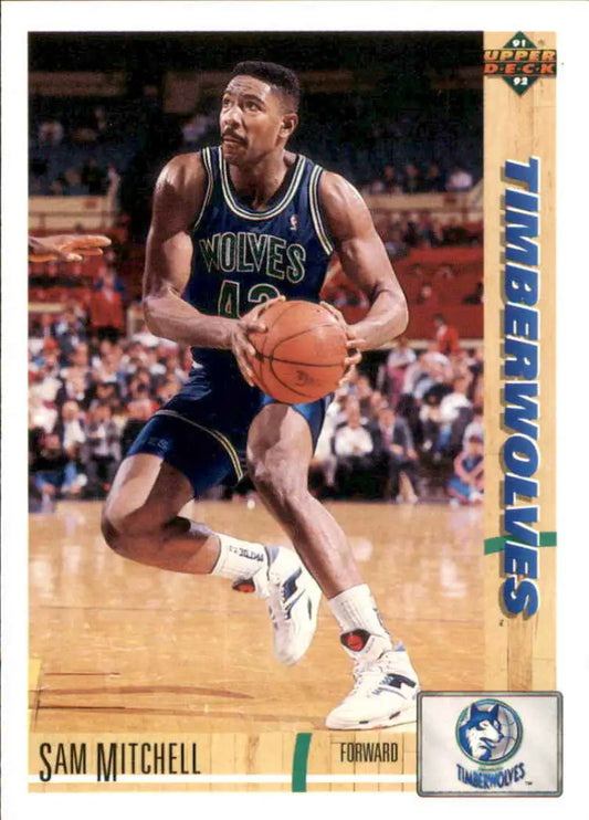 Sam Mitchell driving with the ball on 1991-92 Upper Deck basketball card