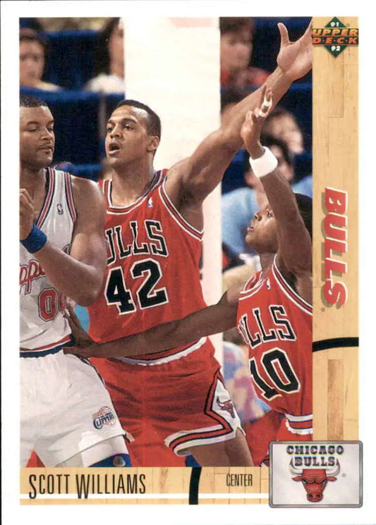 Scott Williams Chicago Bulls basketball card jersey number 42 in game action