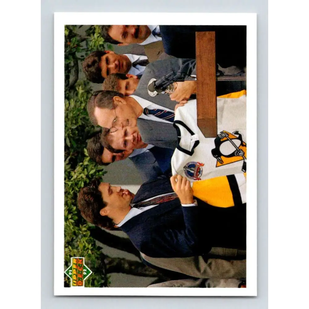 1991-92 Upper Deck #47 Mario Lemieux NM-MT Pittsburgh Penguins Hockey Card