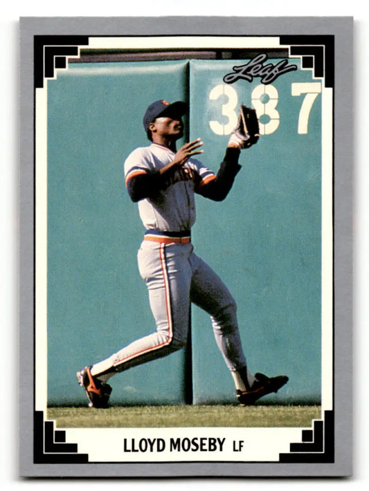 Lloyd Moseby making a catch on 1991 Leaf #223 Detroit Tigers Baseball Card