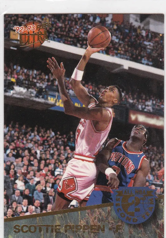 1992-93 Fleer Scottie Pippen NBA 2nd team card featuring Chicago Bulls star player