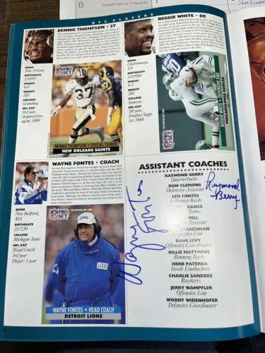 Autographed page from 1992 Pro Bowl program featuring Emmitt Smith and Barry Sanders