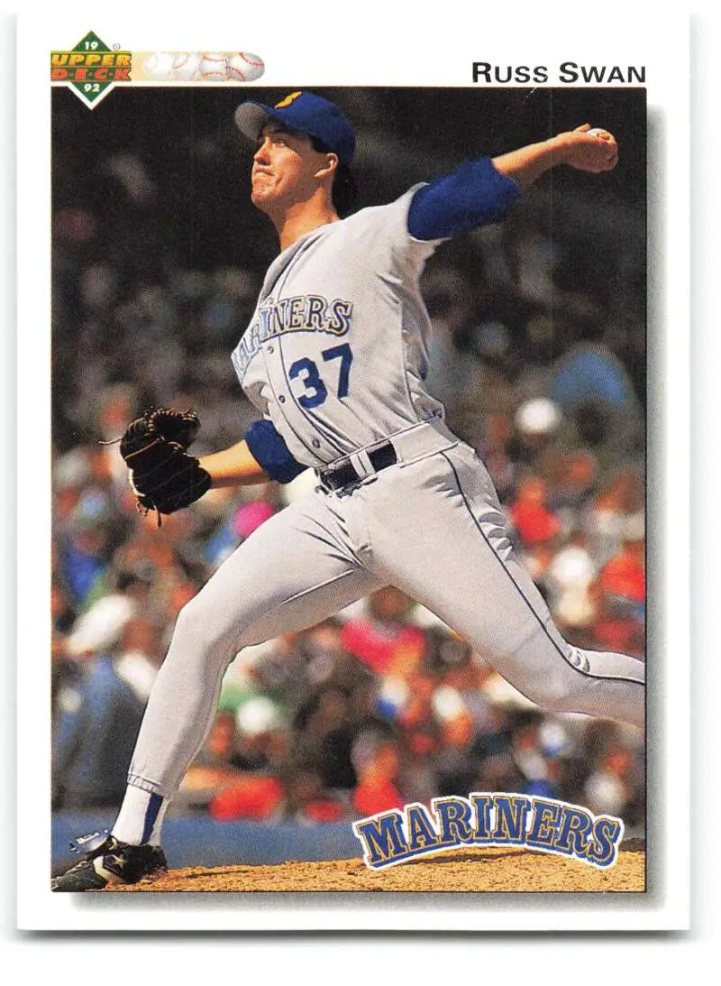 Baseball card of Russ Swan, Mariners pitcher, from 1992 Upper Deck #618