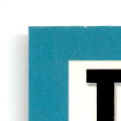 Blue textured foam mat with black T for 1993-94 Upper Deck Hockey Kelly Kisio card