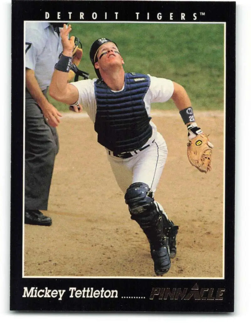 Baseball catcher Mickey Tettleton of the Detroit Tigers catching a pop-up