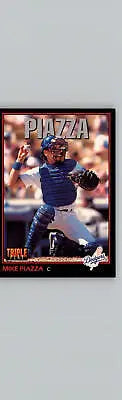 1993 Triple Play Mike Piazza Los Angeles Dodgers baseball card featuring star player