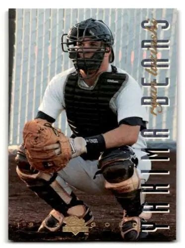 Baseball catcher in gear on 1994 Classic Best Gold Ryan Luzinski Yakima Bears Card