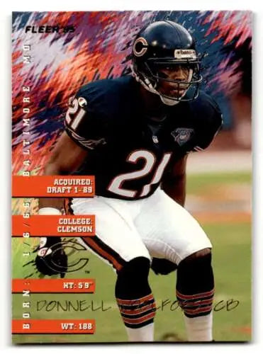 1995 Fleer #61 Donnell Woolford Chicago Bears football card with original gloss